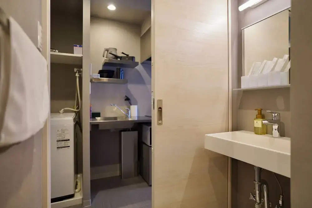 Apartment Hotel 11 Namba Minami Shinimamiya