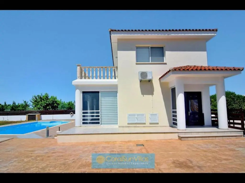 Villa 200m To The Coral Bay Strip, Large Pool