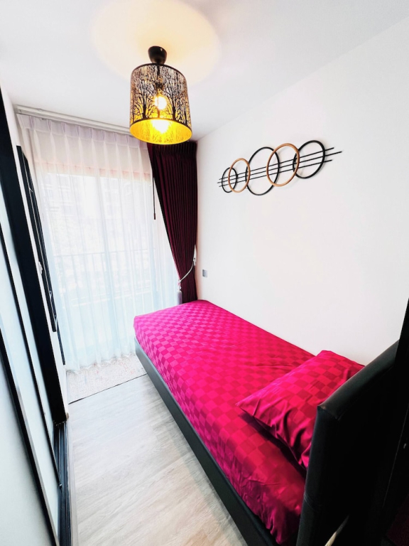 Luxurious 1 and Half Bedroom Condo With Resort-style Amenities in Nonthaburi