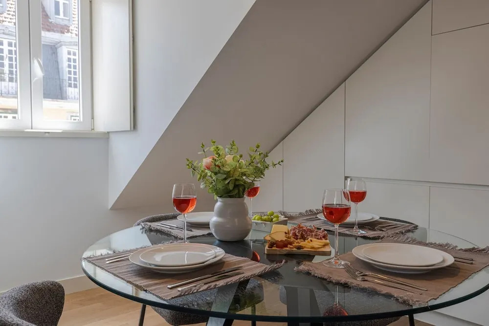 Ando Living - Augusta House