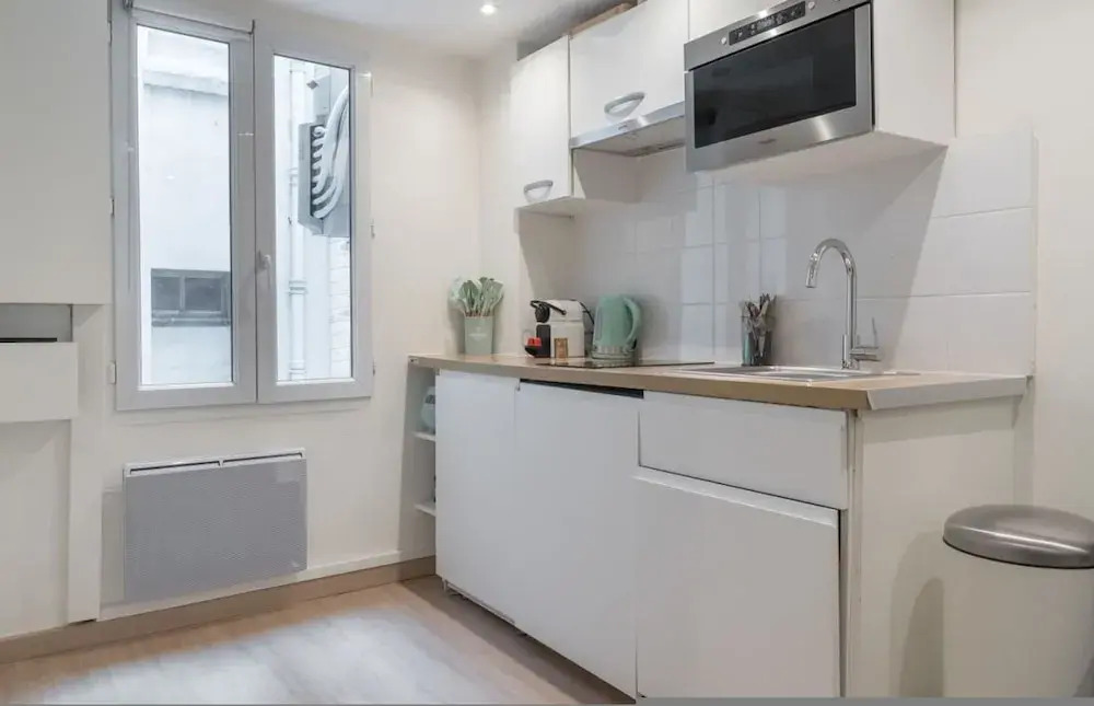 Lavie Maison Parisian Aircon Gem