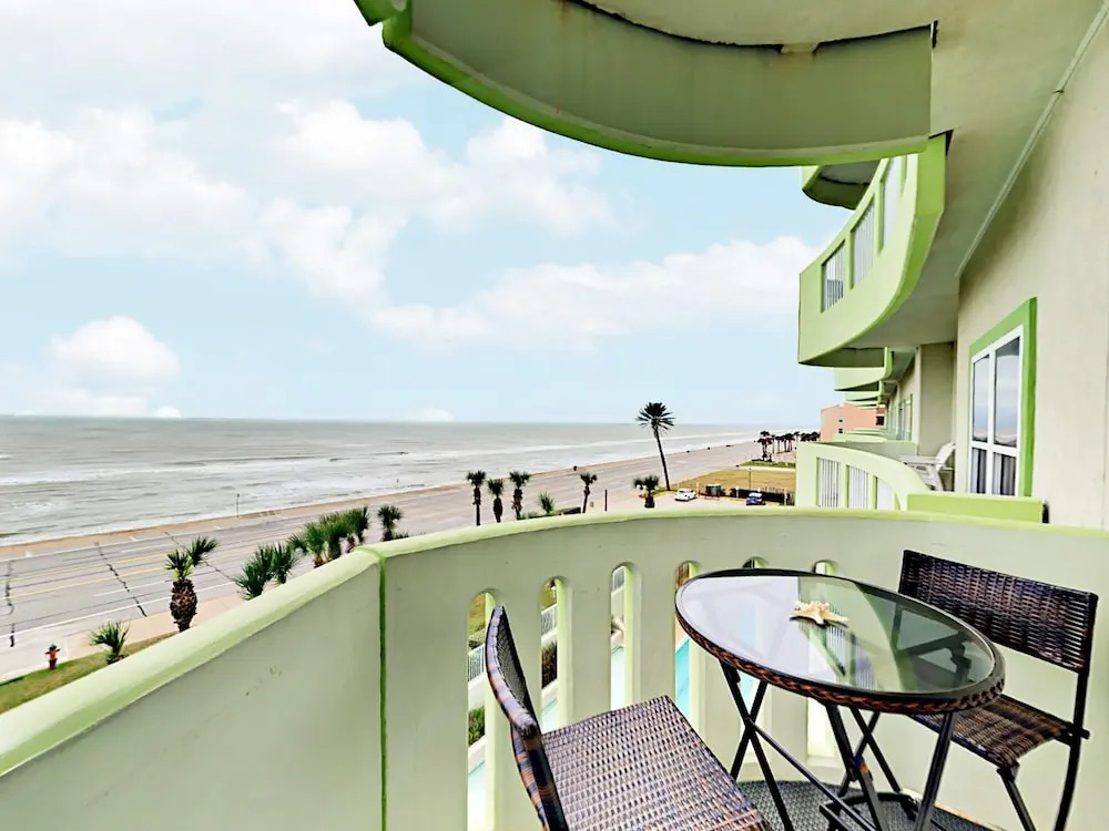 Seawall Condo #501 3 Bedrooms 2 Bathrooms Condo