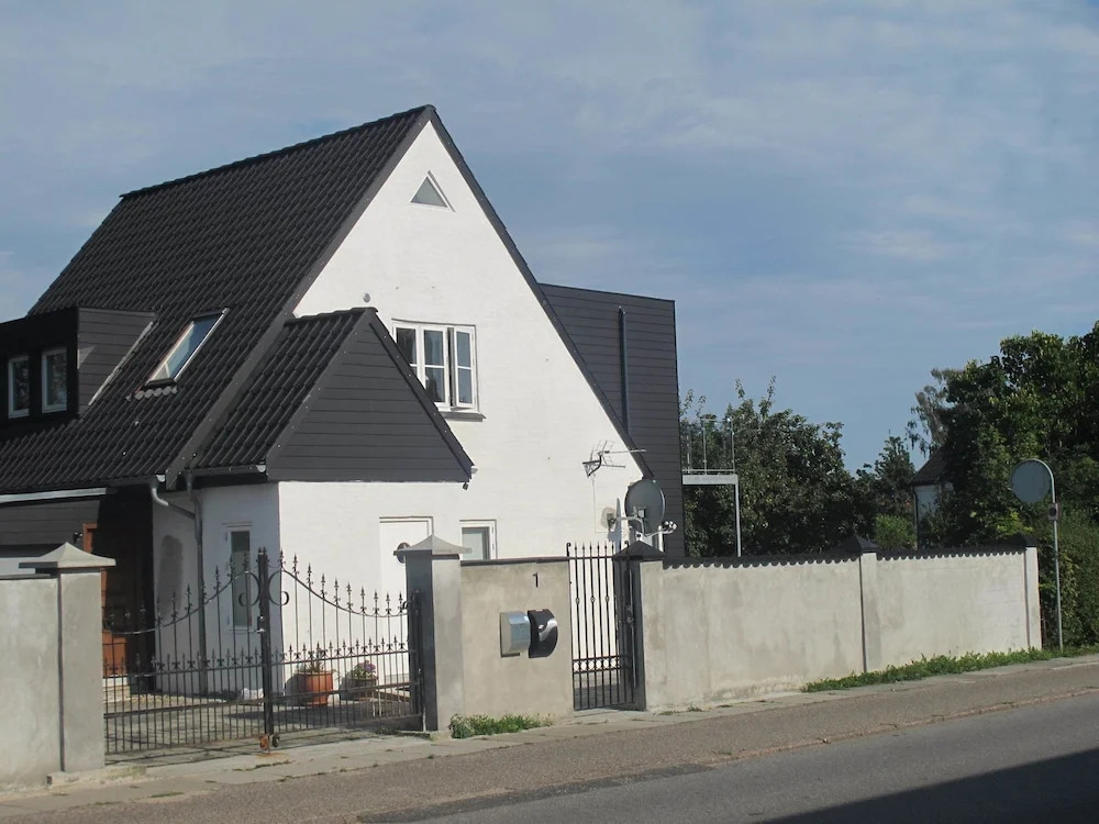 Guesthouse Sharon Apartments