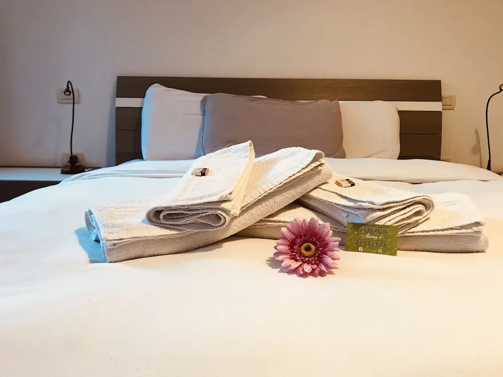 Ca Garibaldi Rooms