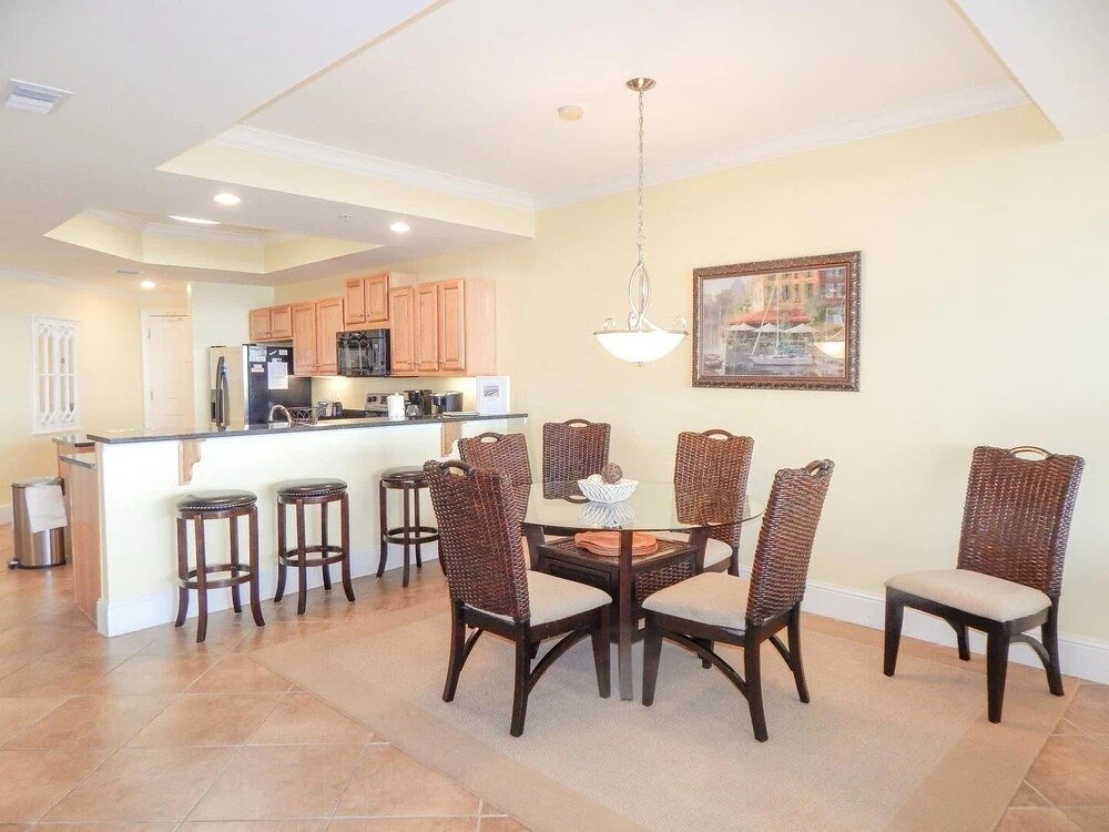 407 Holiday Isle 407 3 Bedroom Condo