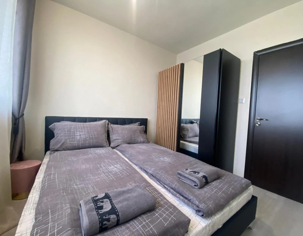 Brand new and modern apartment directly next to the metro station