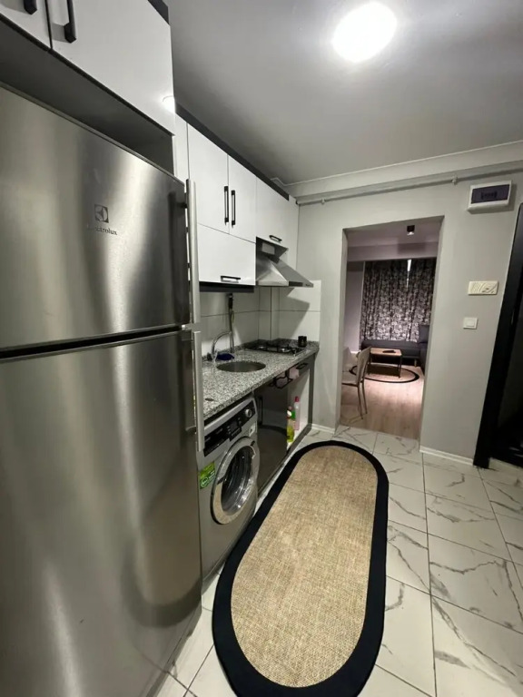 Comfy Flat with Balcony in Esenler