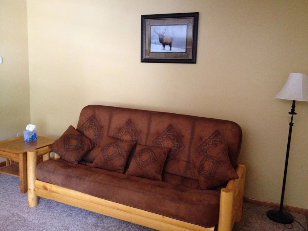 Elk Creek Resort