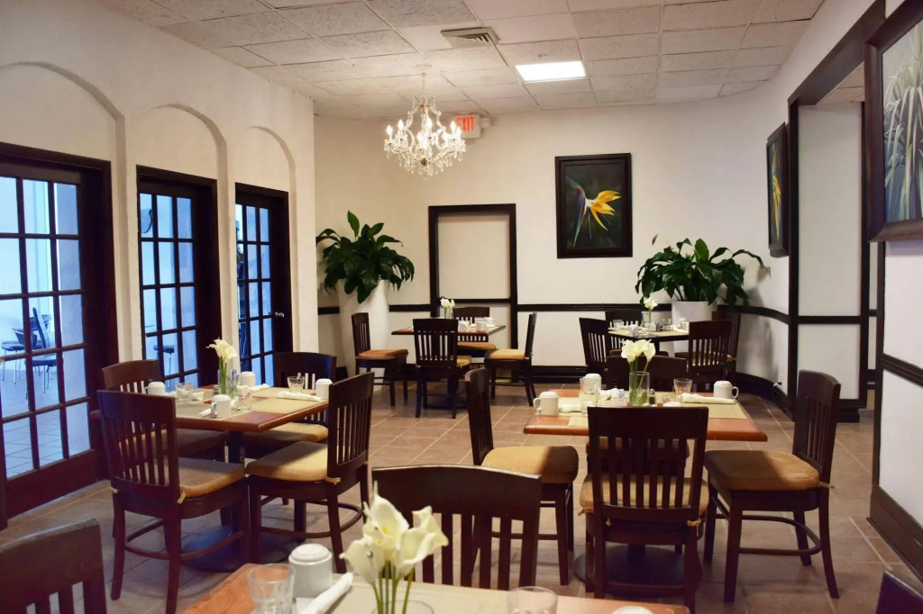 Seacoast Suites on Miami Beach