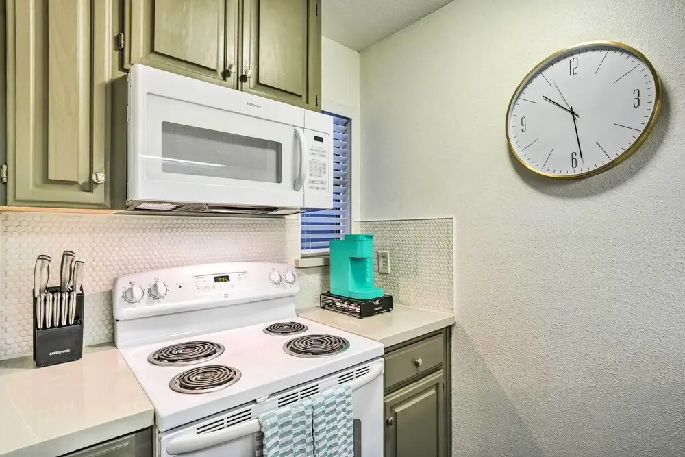 Graham Haus' River Condo: Walk to Schlitterbahn!