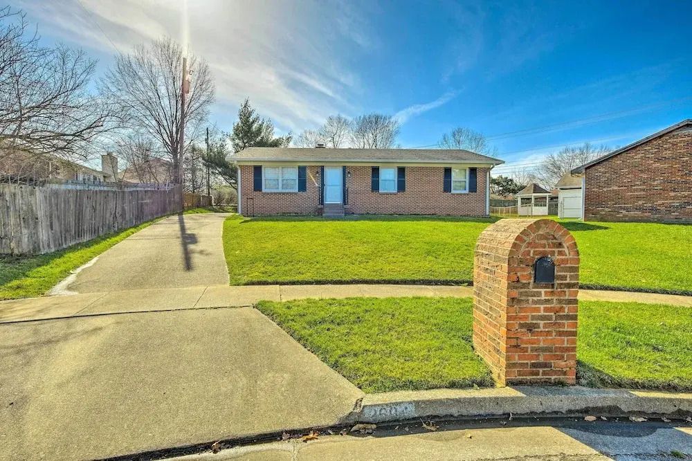 Lexington Home ~ 2 Mi to University of Kentucky!