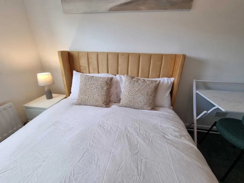 Familyfriendly- Sleeps5- Freeparking- Garden
