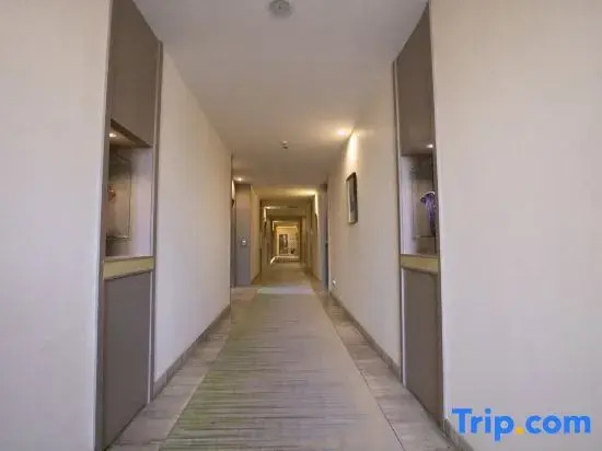 Yazz Hotel