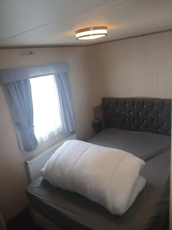 Abi Caravan Sleeps 8 Lyons Winkups Holiday Park