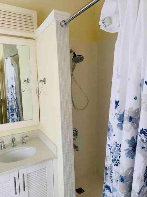 720 Sea Breeze Vacation Home