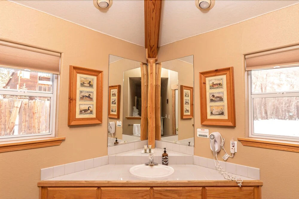 Mt. Massive Chalet at Creekside Chalets - 1 Br Cabin