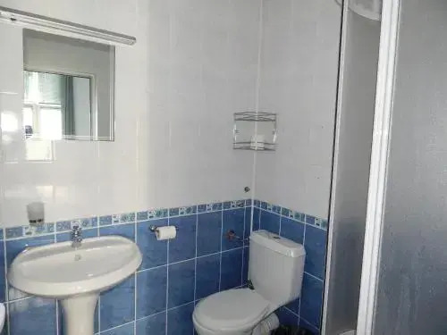Akroza Hotel