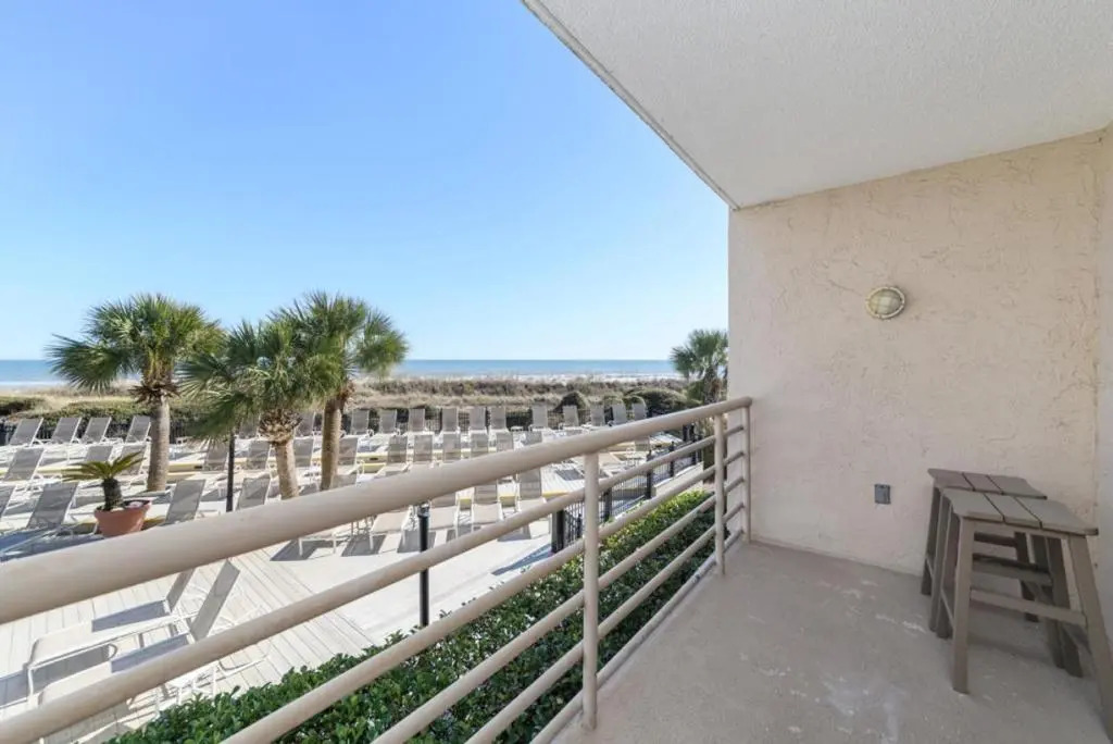 3125 Villamare