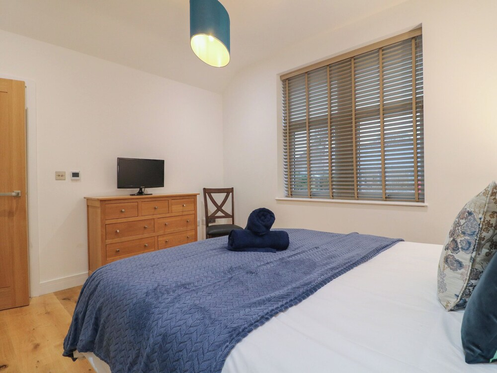 Oakwood Mews