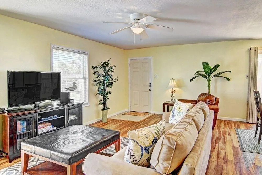El Cortez EC207 - 1 Br Condo