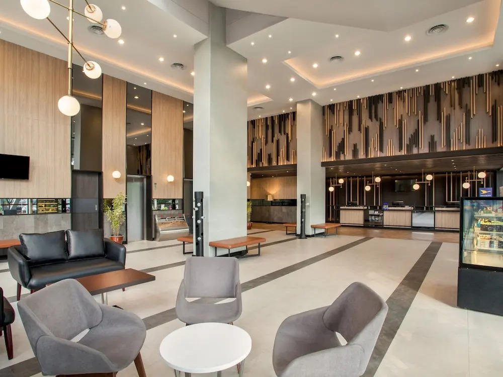 ibis Pontianak City Center
