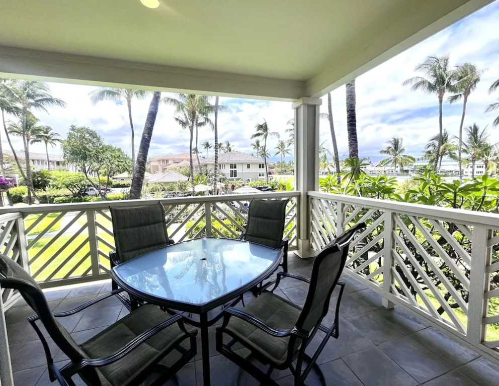 F22 Waikoloa Fairway Villas