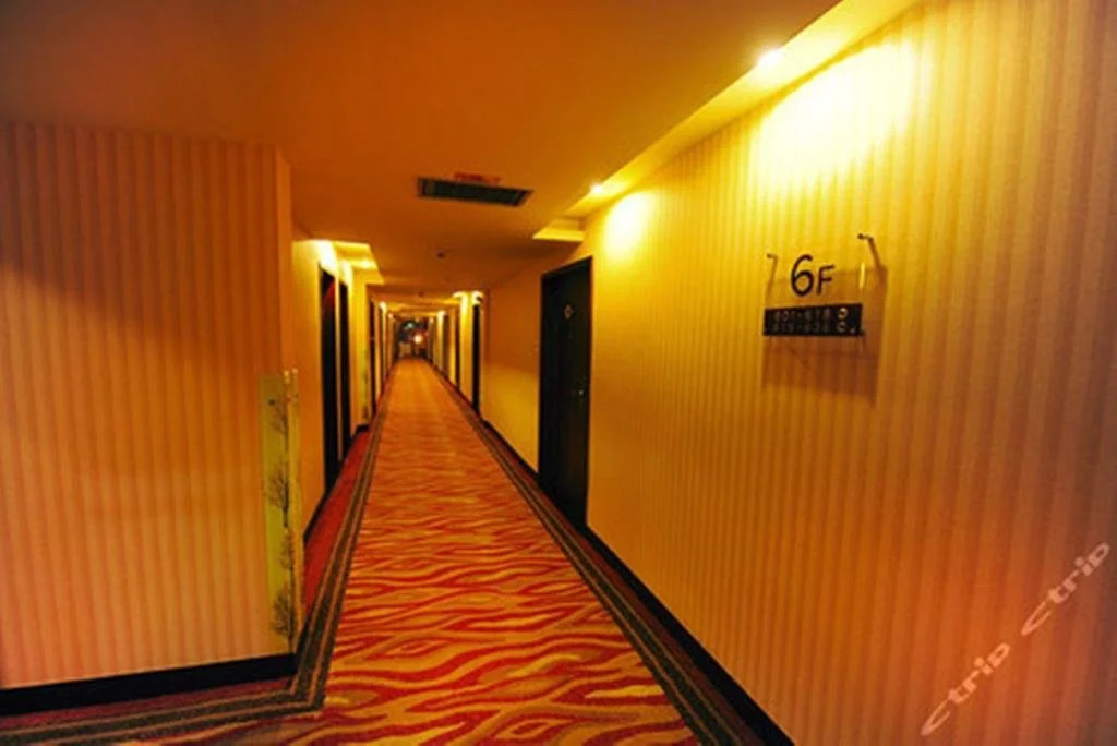 Golden Palace Hotel