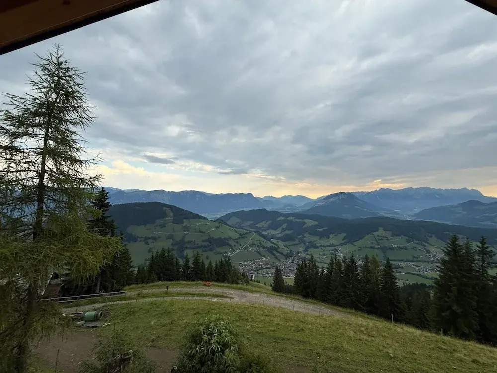 Panoramic hut in the ski Area