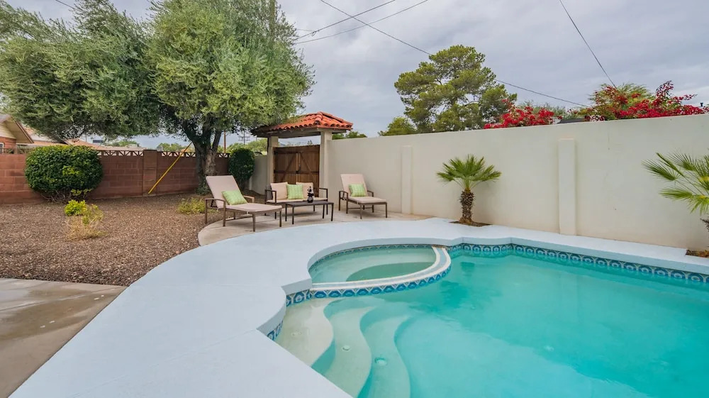4BR Home in Scottsdale by WanderJaunt