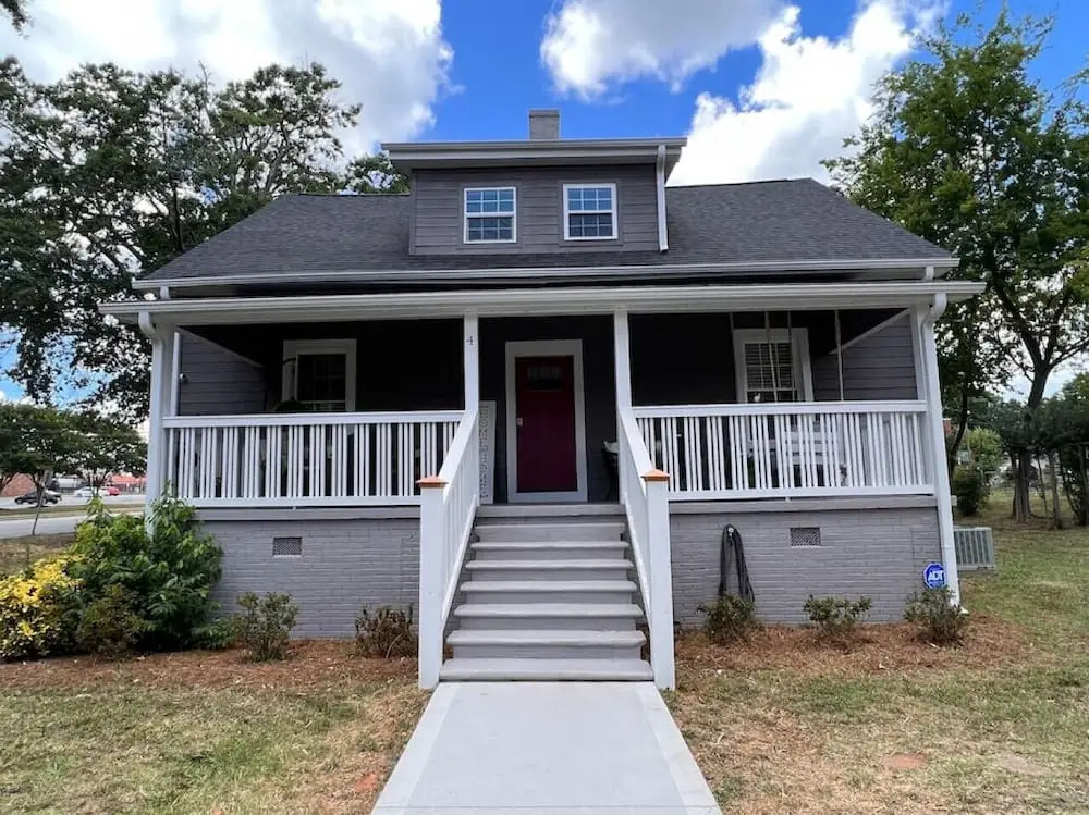 Historic Home in Downtown Greer Shop,eat & Sleep