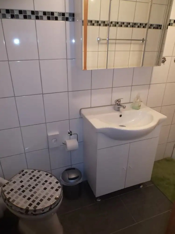 Zimmer Schmitz