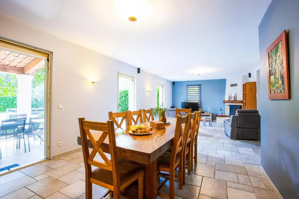 Villa Fuon Santa VI4246 by Riviera Holiday Homes