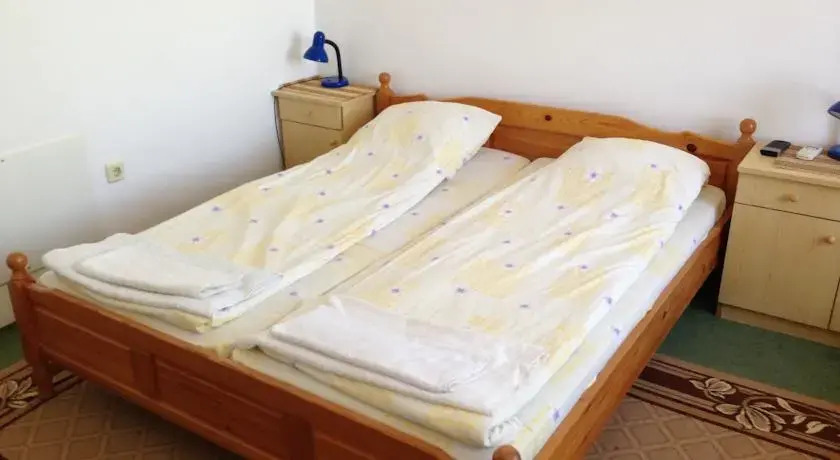Villa Yana Guest Rooms