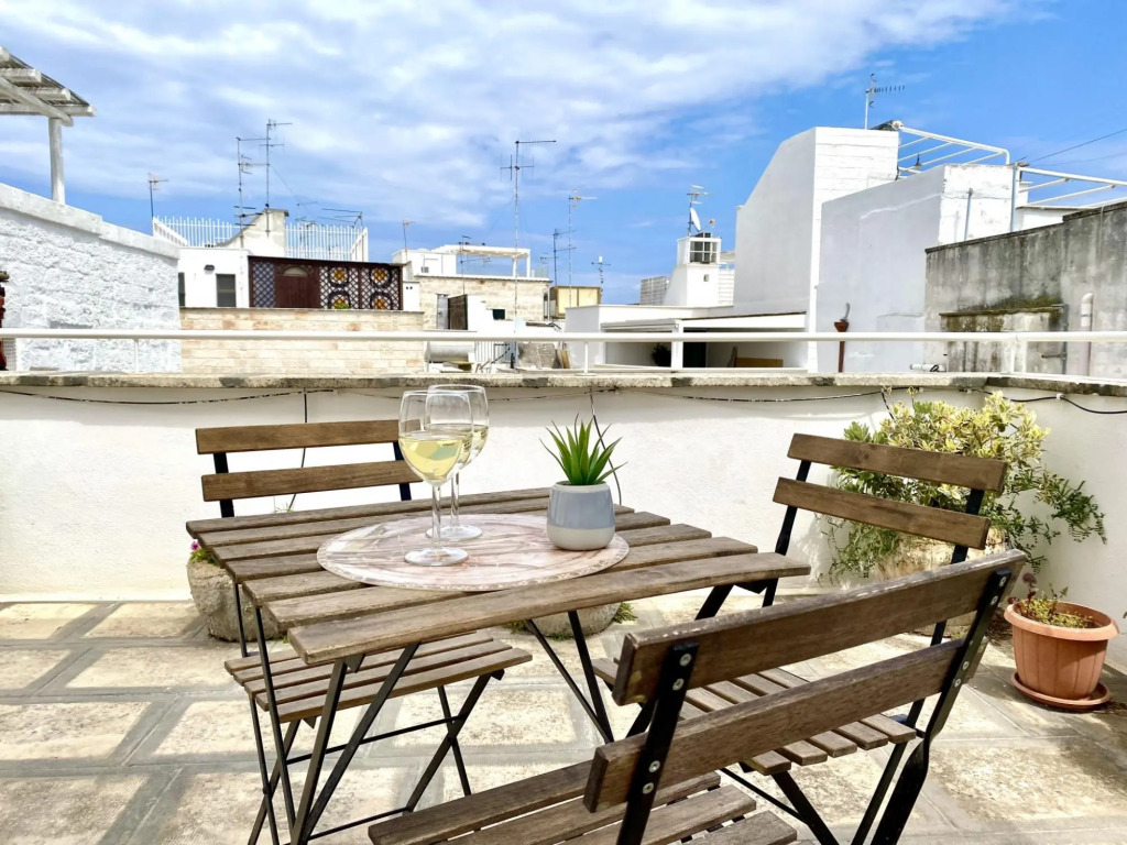 Tipical apartment, near the sea, ideals for couple of adults-Perla del Mare by Dimore Aria di Mare