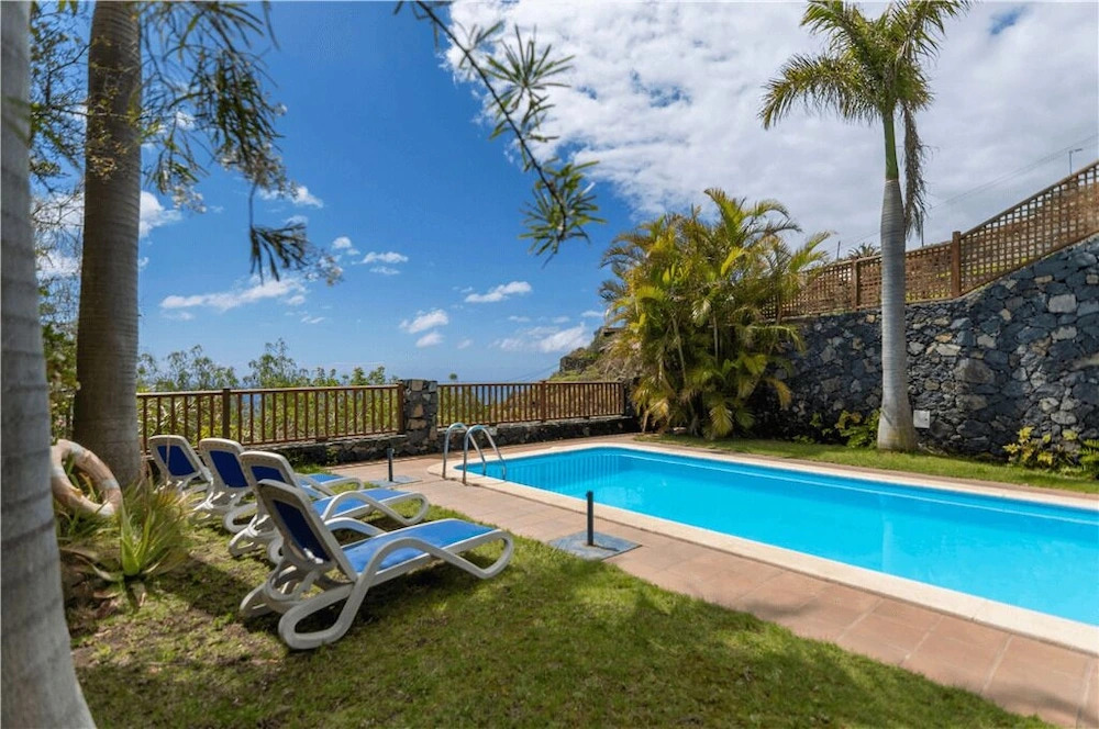 Casa Rural con Piscina Compartida en Mazo