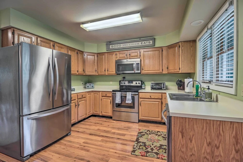 Lake Placid Gem w/ Patio & Views < 1 Mi to Beach!