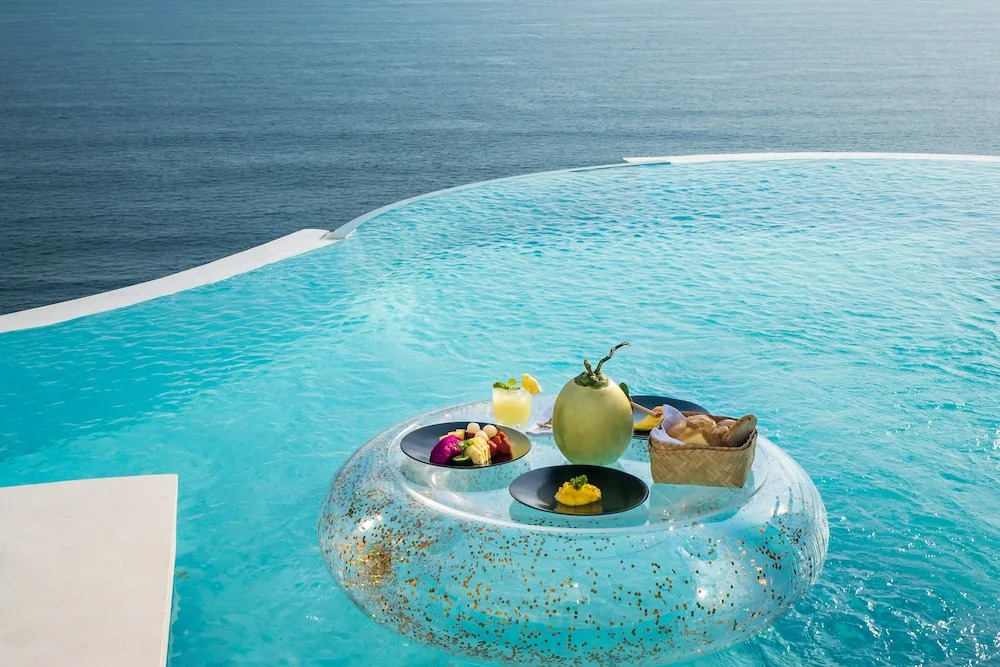 Private Jet Villa