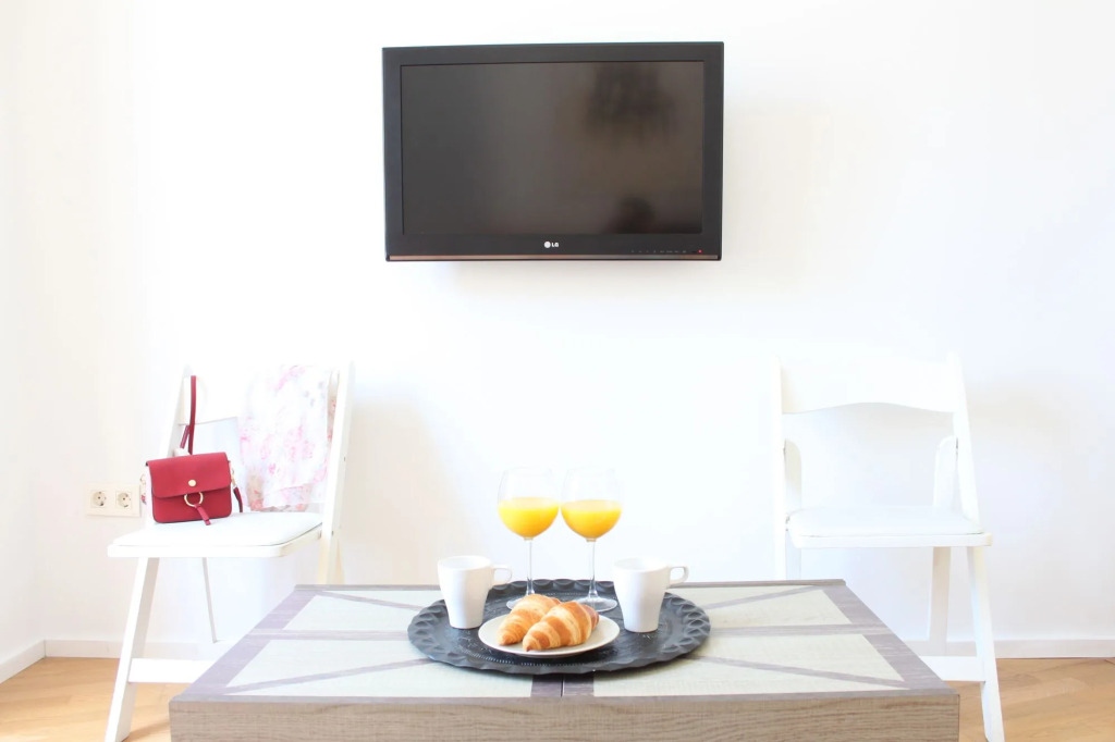 Life Apartments Calderón