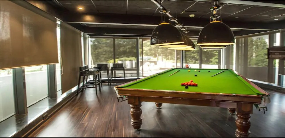 Summit Montana Suites & Spa at Mall