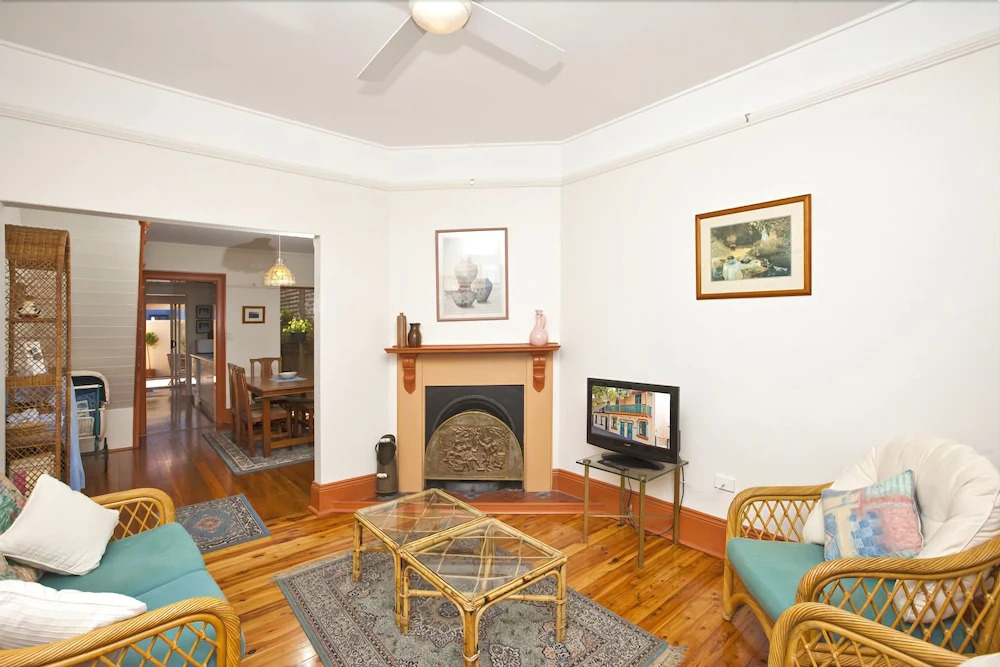 Newcastle Terraces & Apartments – Alfred Street Terraces