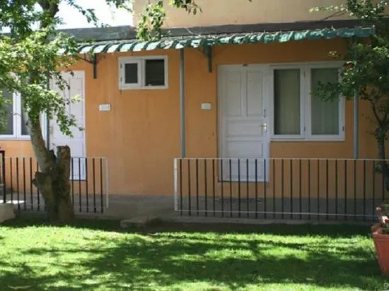 Kumarigiri Holiday Home
