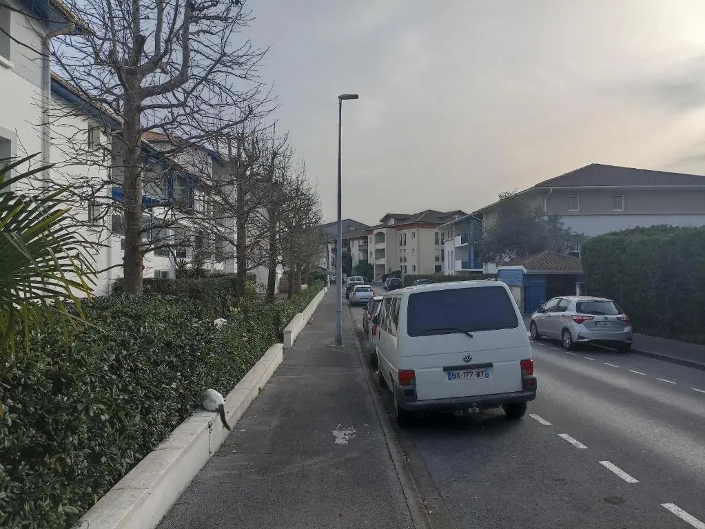 Bayonne appartement 63m2 avec terrase parking wifi