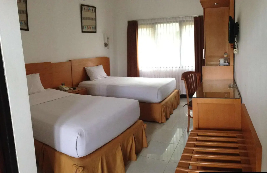 Hotel Puri Indah & Convention