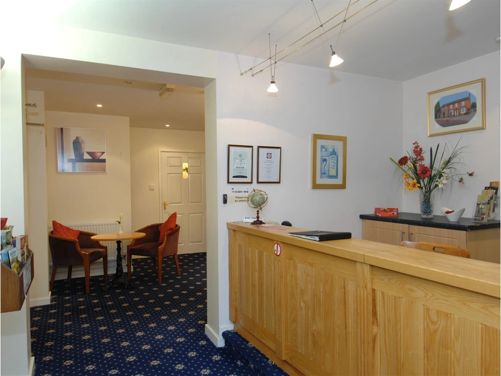 The Globe Hotel