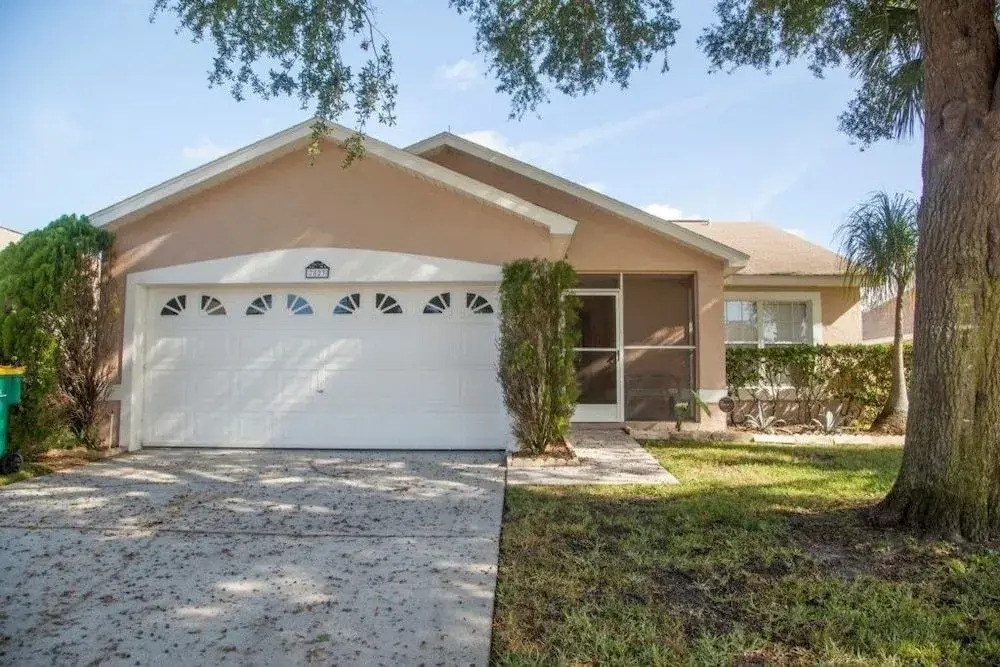4-Bedroom Villa in Kissimmee Rocco's Retreat
