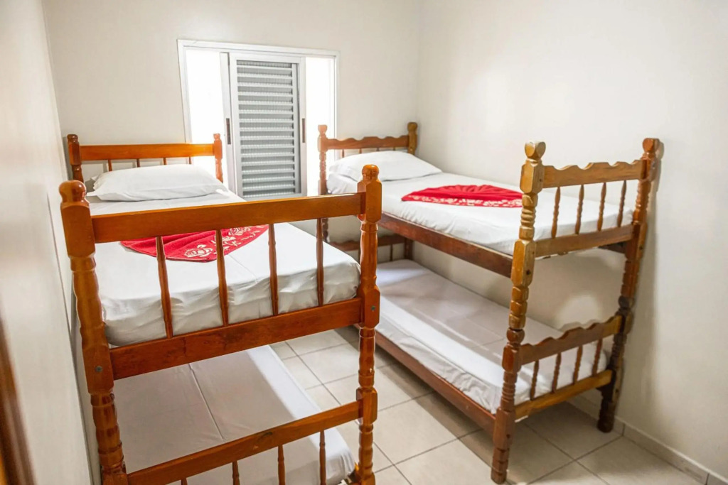 2 Quartos 2 Vagas Garagem Próximo Praia Grande de Ubatuba PET