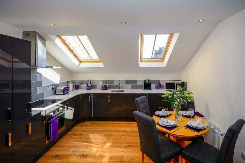 Flat 7 Bluebridge Court
