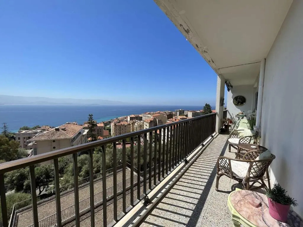 Appartement Ajaccio, 4 pièces, 6 personnes - FR-1-61-591