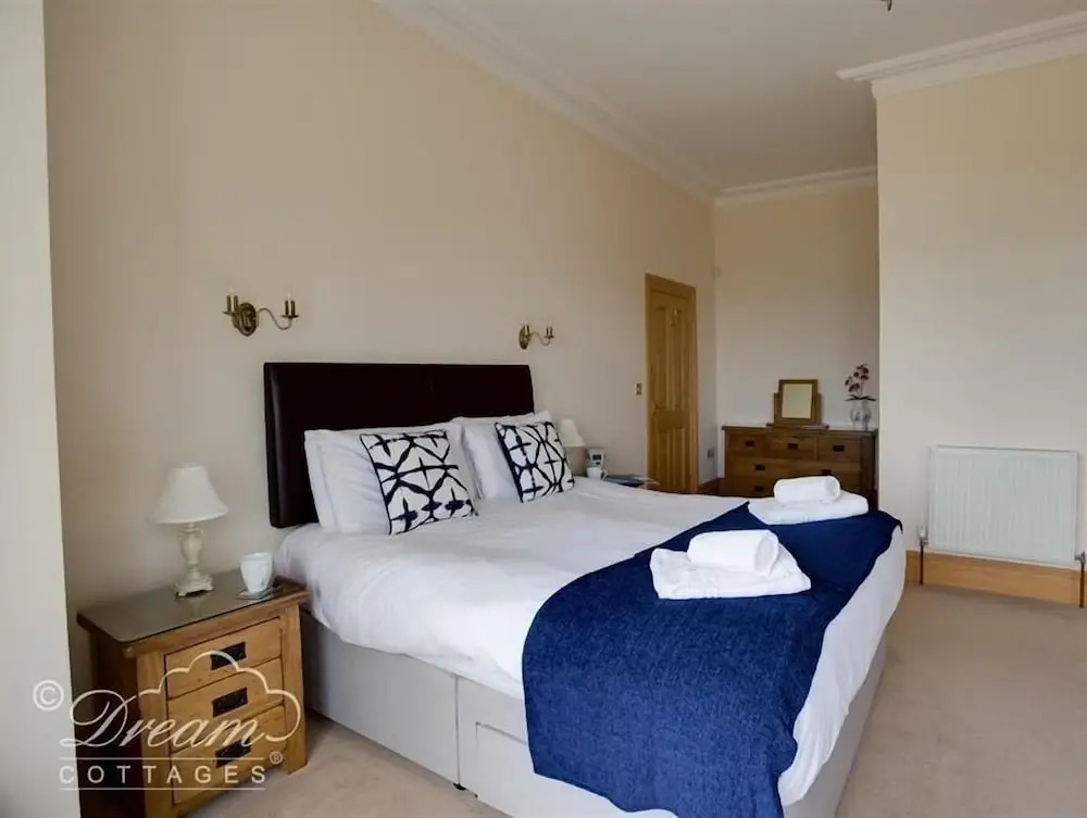Beach View Apartment 2