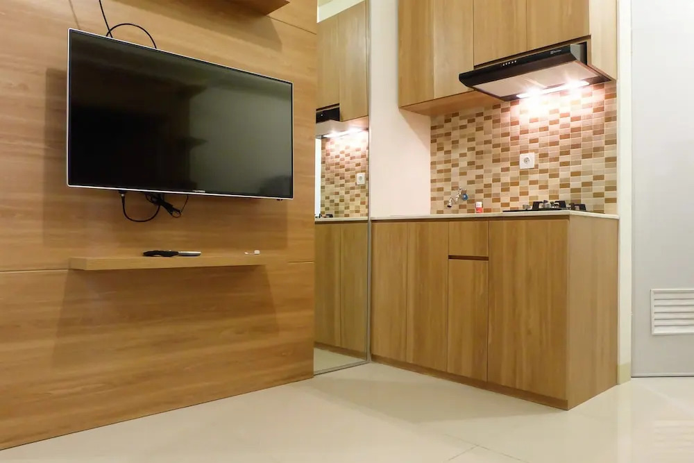 Modern Studio Apartment 26 On Top Of Green Pramuka Mall